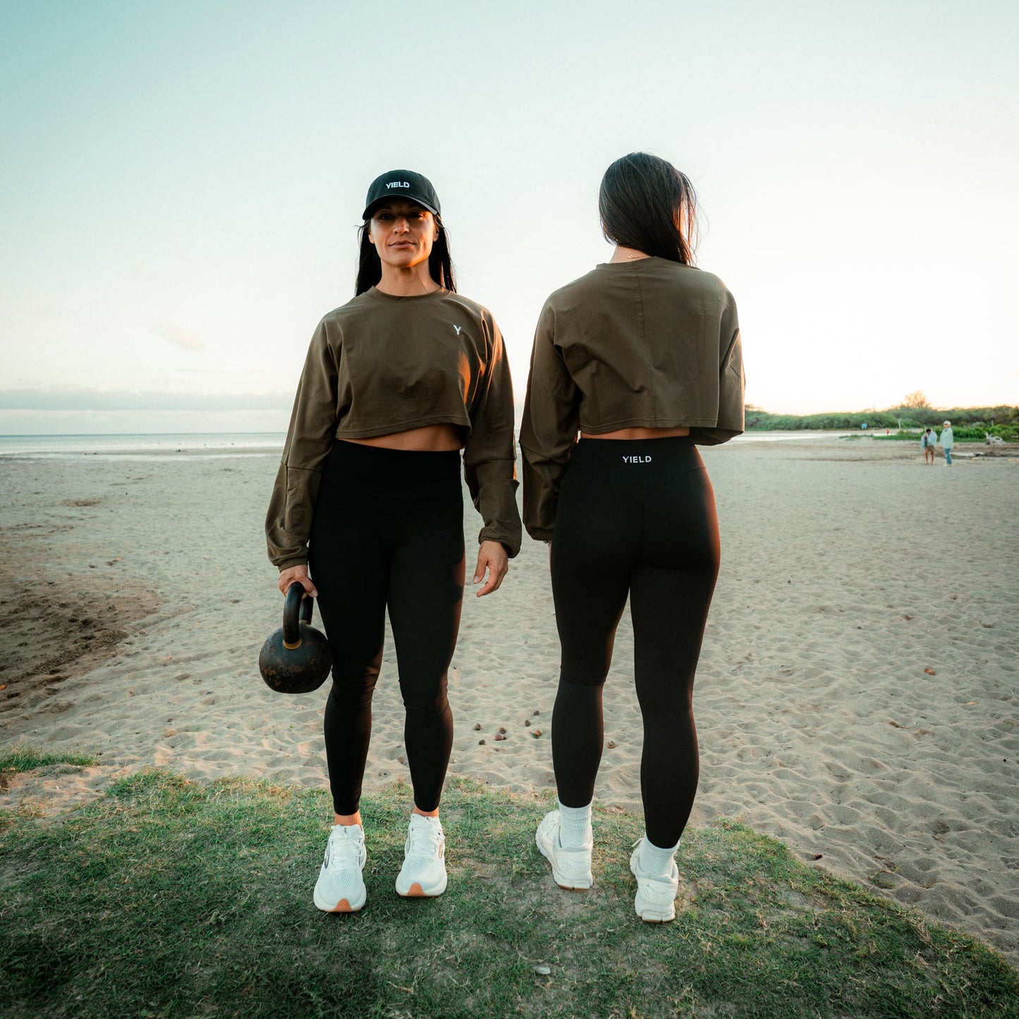 Long Sleeve Crop Pump Cover