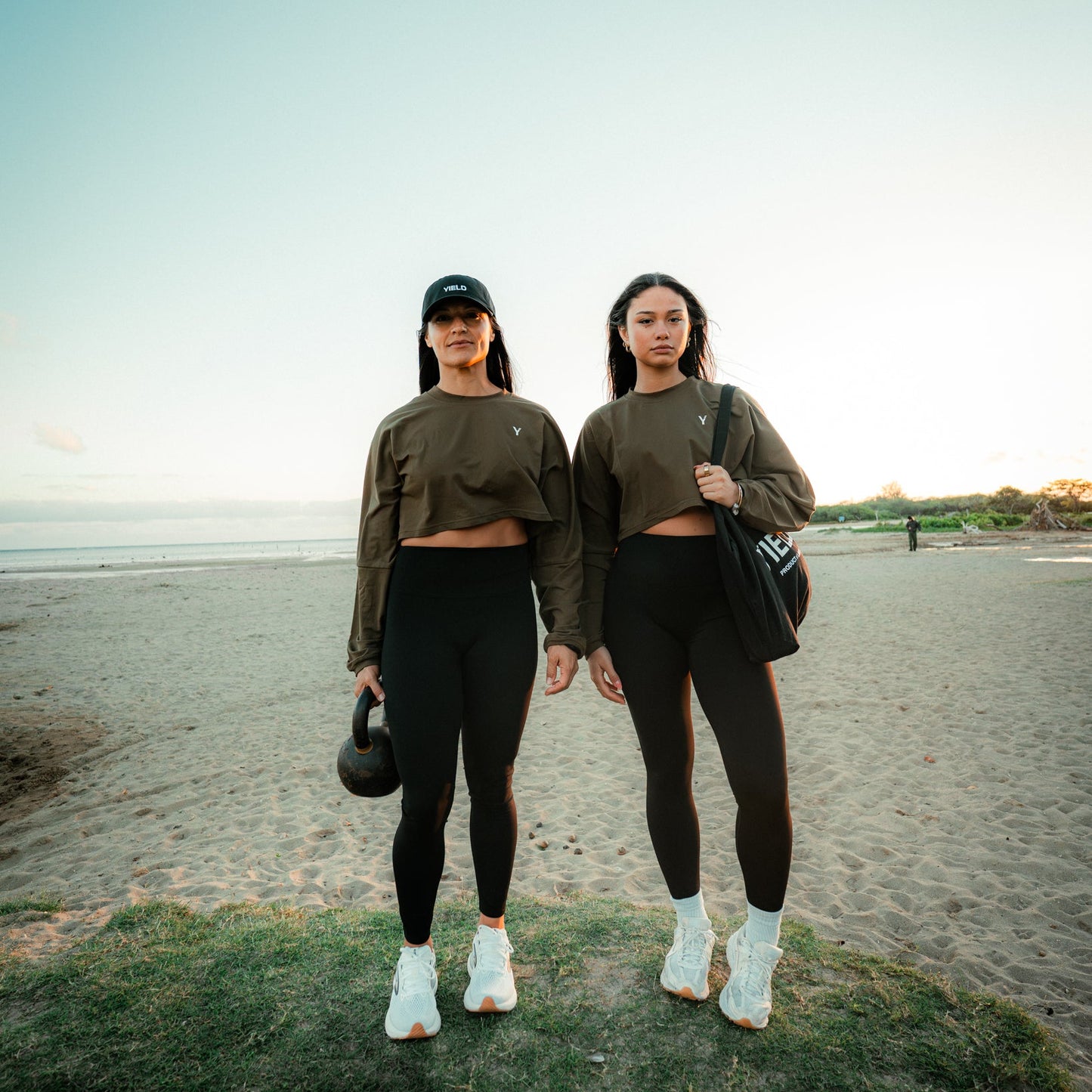Long Sleeve Crop Pump Cover