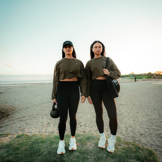 Long Sleeve Crop Pump Cover